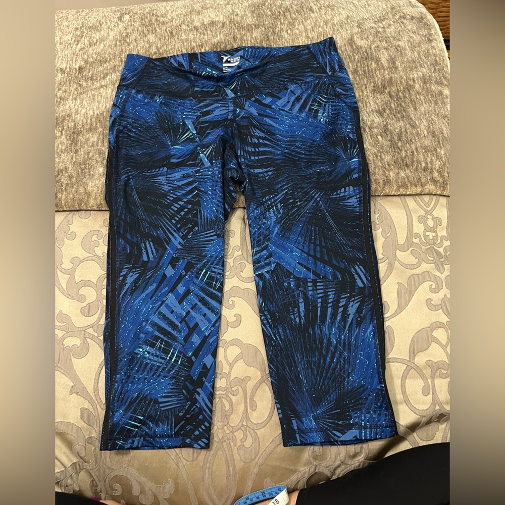 Old Navy Go Dry Active Compression Blue Palm Cropped Leggings Size Women XL